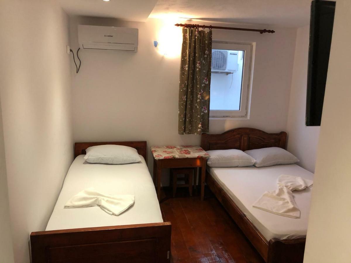 Pension Amira Costinesti Exterior photo
